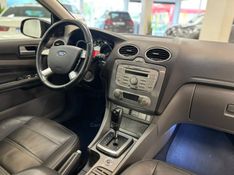FORD FOCUS 2.0 TITANIUM HATCH 16V 2013/2013 LUIGGI AUTOMÓVEIS CARLOS BARBOSA / Carros no Vale
