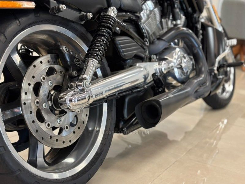 HARLEY-DAVIDSON V-ROD 2016/2016 LUIGGI AUTOMÓVEIS CARLOS BARBOSA / Carros no Vale HARLEY-DAVIDSON V-ROD 2016/2016 LUIGGI AUTOMÓVEIS CARLOS BARBOSA / Carros no Vale