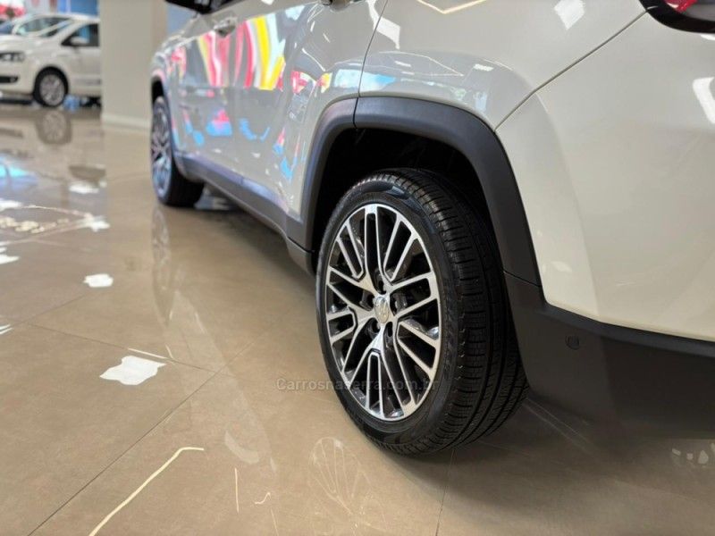 JEEP COMPASS 1.3 LIMITED T270 16V TURBO 2021/2022 LUIGGI AUTOMÓVEIS CARLOS BARBOSA / Carros no Vale