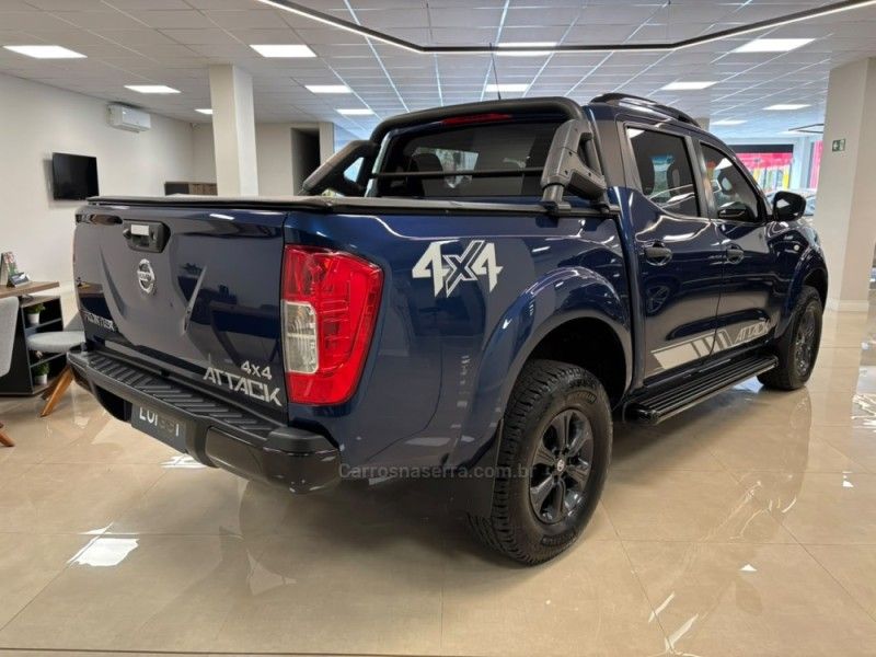 NISSAN FRONTIER 2.3 ATTACK 4X4 CD BI-TURBO 2021/2021 LUIGGI AUTOMÓVEIS CARLOS BARBOSA / Carros no Vale
