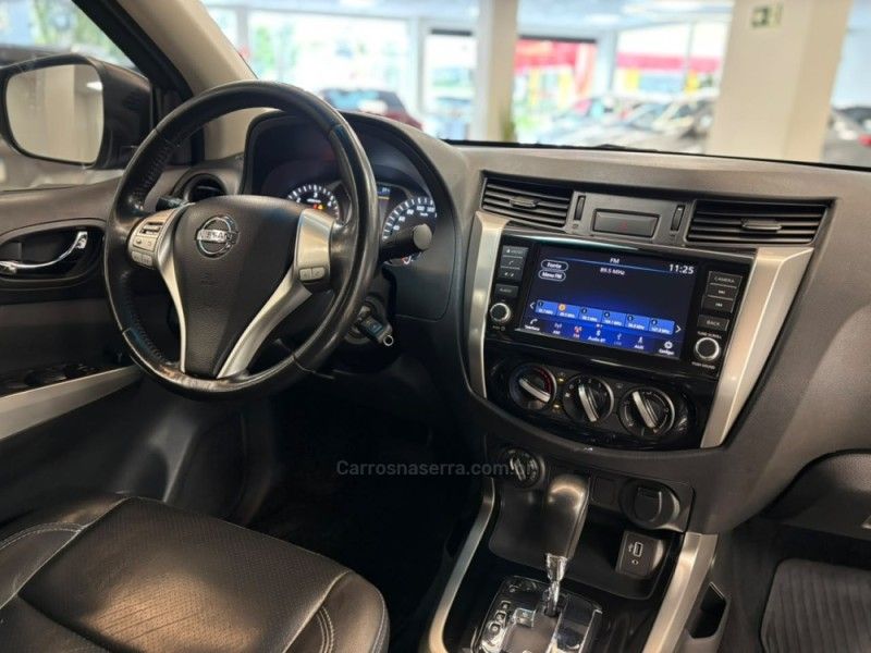 NISSAN FRONTIER 2.3 ATTACK 4X4 CD BI-TURBO 2021/2021 LUIGGI AUTOMÓVEIS CARLOS BARBOSA / Carros no Vale