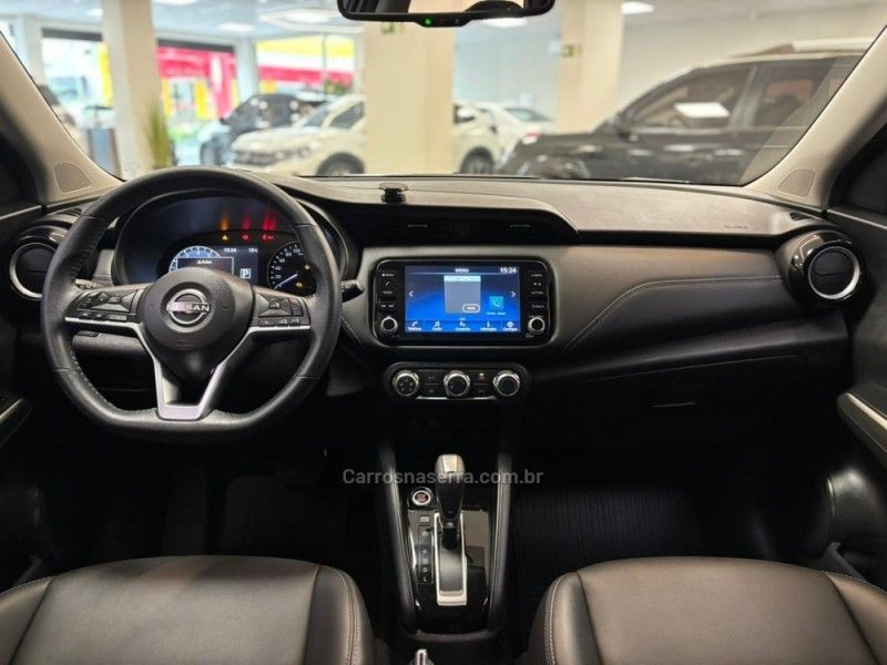 NISSAN KICKS 1.6 ADVANCE 16V PLUS CVT 2024/2024 LUIGGI AUTOMÓVEIS CARLOS BARBOSA / Carros no Vale NISSAN KICKS 1.6 ADVANCE 16V PLUS CVT 2024/2024 LUIGGI AUTOMÓVEIS CARLOS BARBOSA / Carros no Vale