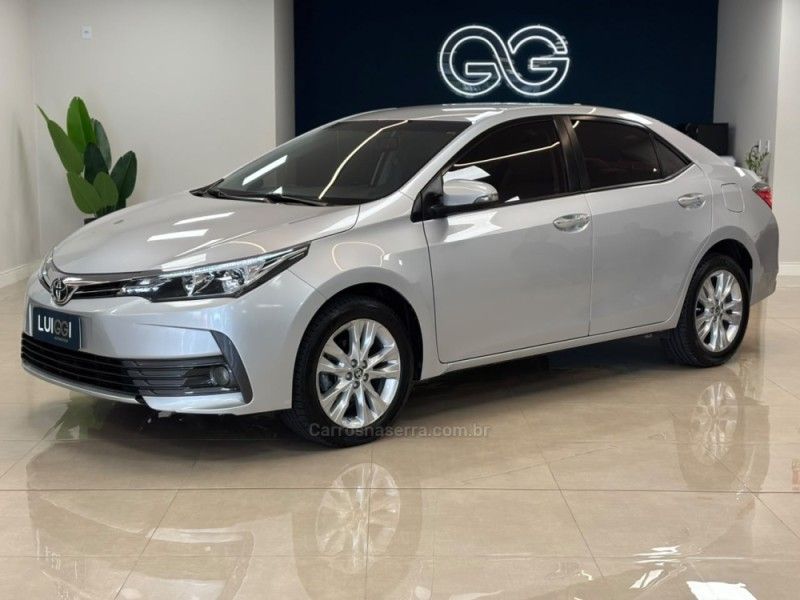 TOYOTA COROLLA 2.0 XEI 16V 2017/2018 LUIGGI AUTOMÓVEIS CARLOS BARBOSA / Carros no Vale