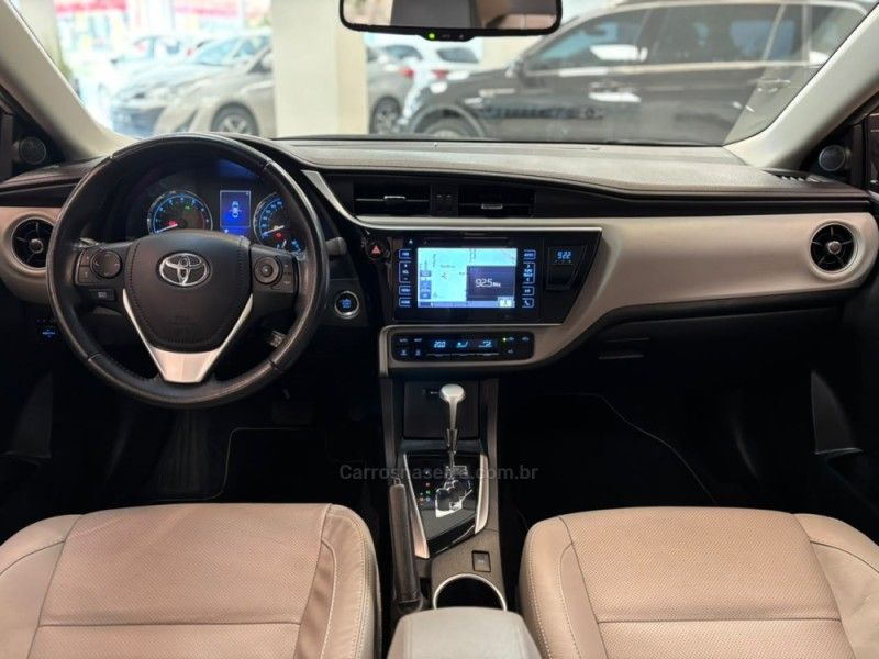 TOYOTA COROLLA 2.0 XEI 16V 2017/2018 LUIGGI AUTOMÓVEIS CARLOS BARBOSA / Carros no Vale
