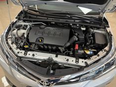 TOYOTA COROLLA 2.0 XEI 16V 2017/2018 LUIGGI AUTOMÓVEIS CARLOS BARBOSA / Carros no Vale