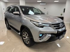 TOYOTA HILUX SW4 2.8 SRX 4X4 16V TURBO INTERCOOLER 2018/2018 LUIGGI AUTOMÓVEIS CARLOS BARBOSA / Carros no Vale
