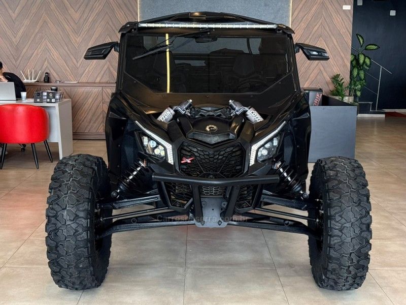 CAN-AM MAVERICK XRS X3 XRS TURBO RR SMART SHOX 2018/2018 AUTOGRIF MOTORS CAMPO BOM / Carros no Vale CAN-AM MAVERICK XRS X3 XRS TURBO RR SMART SHOX 2018/2018 AUTOGRIF MOTORS CAMPO BOM / Carros no Vale