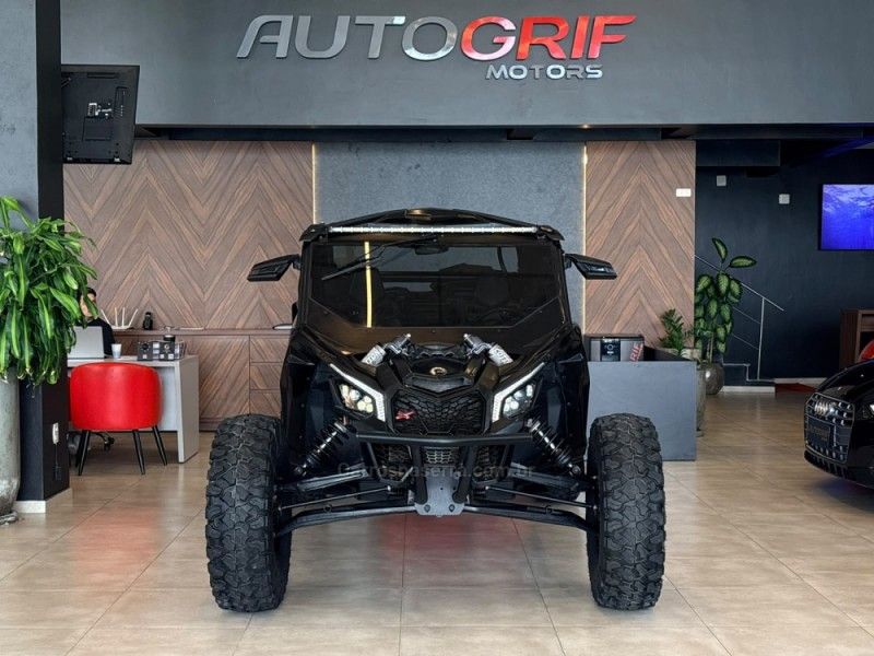 CAN-AM MAVERICK XRS X3 XRS TURBO RR SMART SHOX 2018/2018 AUTOGRIF MOTORS CAMPO BOM / Carros no Vale CAN-AM MAVERICK XRS X3 XRS TURBO RR SMART SHOX 2018/2018 AUTOGRIF MOTORS CAMPO BOM / Carros no Vale