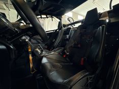 CAN-AM MAVERICK XRS X3 XRS TURBO RR SMART SHOX 2018/2018 AUTOGRIF MOTORS CAMPO BOM / Carros no Vale
