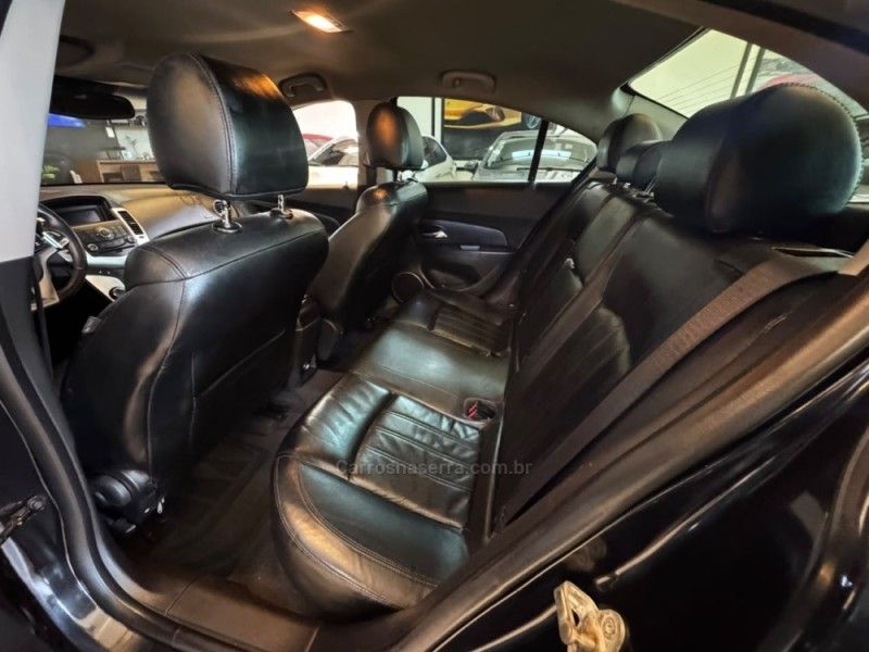 CHEVROLET CRUZE 1.8 LT 16V 2012/2012 AUTOGRIF MOTORS CAMPO BOM / Carros no Vale CHEVROLET CRUZE 1.8 LT 16V 2012/2012 AUTOGRIF MOTORS CAMPO BOM / Carros no Vale