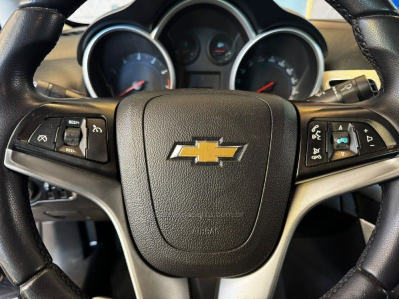 CHEVROLET CRUZE 1.8 LT 16V 2012/2012 AUTOGRIF MOTORS CAMPO BOM / Carros no Vale CHEVROLET CRUZE 1.8 LT 16V 2012/2012 AUTOGRIF MOTORS CAMPO BOM / Carros no Vale