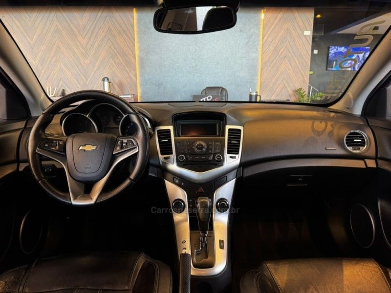 CHEVROLET CRUZE 1.8 LT 16V 2012/2012 AUTOGRIF MOTORS CAMPO BOM / Carros no Vale CHEVROLET CRUZE 1.8 LT 16V 2012/2012 AUTOGRIF MOTORS CAMPO BOM / Carros no Vale