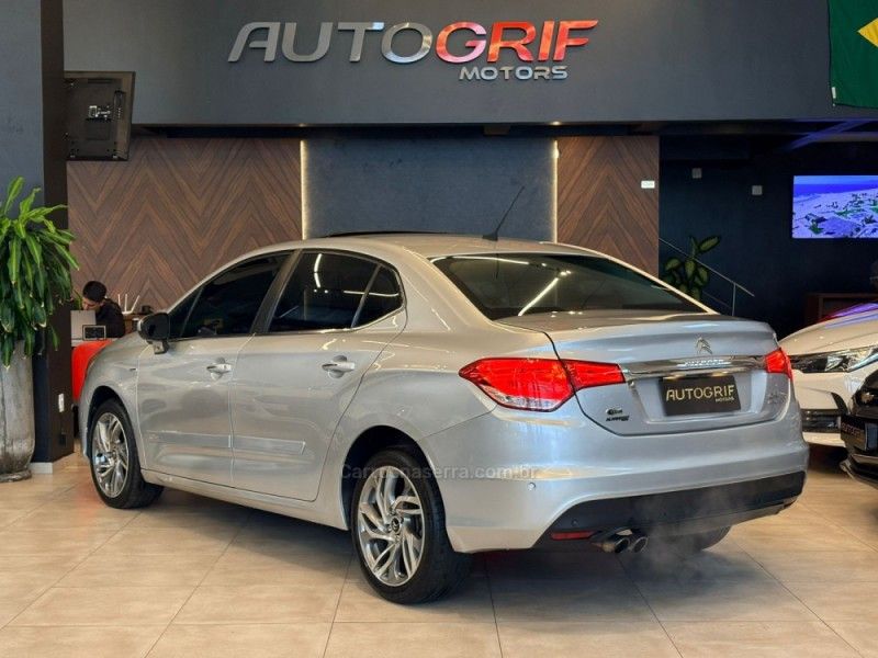 CITROËN C4 LOUNGE 1.6 EXCLUSIVE 16V TURBO 2015/2015 AUTOGRIF MOTORS CAMPO BOM / Carros no Vale CITROËN C4 LOUNGE 1.6 EXCLUSIVE 16V TURBO 2015/2015 AUTOGRIF MOTORS CAMPO BOM / Carros no Vale