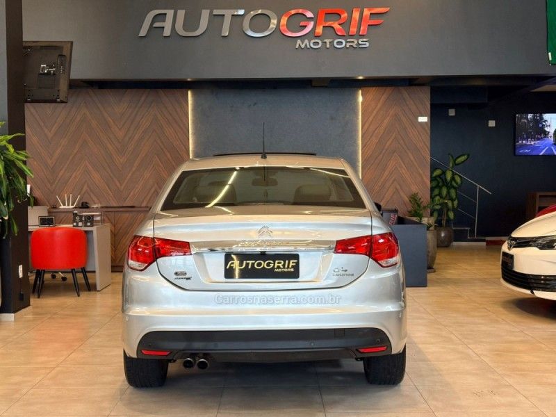 CITROËN C4 LOUNGE 1.6 EXCLUSIVE 16V TURBO 2015/2015 AUTOGRIF MOTORS CAMPO BOM / Carros no Vale CITROËN C4 LOUNGE 1.6 EXCLUSIVE 16V TURBO 2015/2015 AUTOGRIF MOTORS CAMPO BOM / Carros no Vale