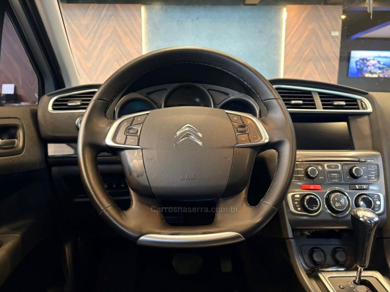 CITROËN C4 LOUNGE 1.6 EXCLUSIVE 16V TURBO 2015/2015 AUTOGRIF MOTORS CAMPO BOM / Carros no Vale CITROËN C4 LOUNGE 1.6 EXCLUSIVE 16V TURBO 2015/2015 AUTOGRIF MOTORS CAMPO BOM / Carros no Vale