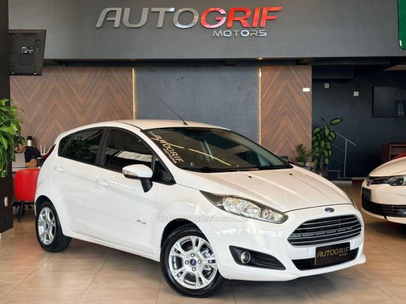 FORD FIESTA 1.6 SEL HATCH 16V 2017/2017 AUTOGRIF MOTORS CAMPO BOM / Carros no Vale FORD FIESTA 1.6 SEL HATCH 16V 2017/2017 AUTOGRIF MOTORS CAMPO BOM / Carros no Vale
