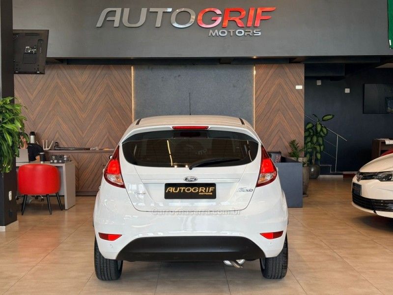 FORD FIESTA 1.6 SEL HATCH 16V 2017/2017 AUTOGRIF MOTORS CAMPO BOM / Carros no Vale FORD FIESTA 1.6 SEL HATCH 16V 2017/2017 AUTOGRIF MOTORS CAMPO BOM / Carros no Vale