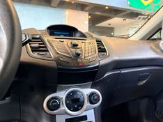 FORD FIESTA 1.6 SEL HATCH 16V 2017/2017 AUTOGRIF MOTORS CAMPO BOM / Carros no Vale