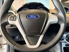 FORD FIESTA 1.6 SEL HATCH 16V 2017/2017 AUTOGRIF MOTORS CAMPO BOM / Carros no Vale