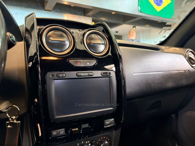 RENAULT DUSTER 1.6 DYNAMIQUE 4X2 16V 2018/2018 AUTOGRIF MOTORS CAMPO BOM / Carros no Vale RENAULT DUSTER 1.6 DYNAMIQUE 4X2 16V 2018/2018 AUTOGRIF MOTORS CAMPO BOM / Carros no Vale
