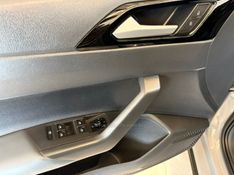 VOLKSWAGEN NIVUS 1.0 TSI HIGHLINE 2022/2022 AUTOGRIF MOTORS CAMPO BOM / Carros no Vale