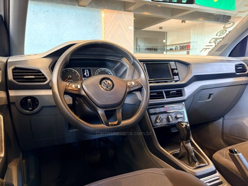 VOLKSWAGEN T-CROSS 1.0 TSI 200 SENSE 2020/2020 AUTOGRIF MOTORS CAMPO BOM / Carros no Vale VOLKSWAGEN T-CROSS 1.0 TSI 200 SENSE 2020/2020 AUTOGRIF MOTORS CAMPO BOM / Carros no Vale