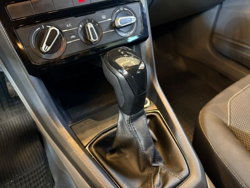 VOLKSWAGEN T-CROSS 1.0 TSI 200 SENSE 2020/2020 AUTOGRIF MOTORS CAMPO BOM / Carros no Vale VOLKSWAGEN T-CROSS 1.0 TSI 200 SENSE 2020/2020 AUTOGRIF MOTORS CAMPO BOM / Carros no Vale