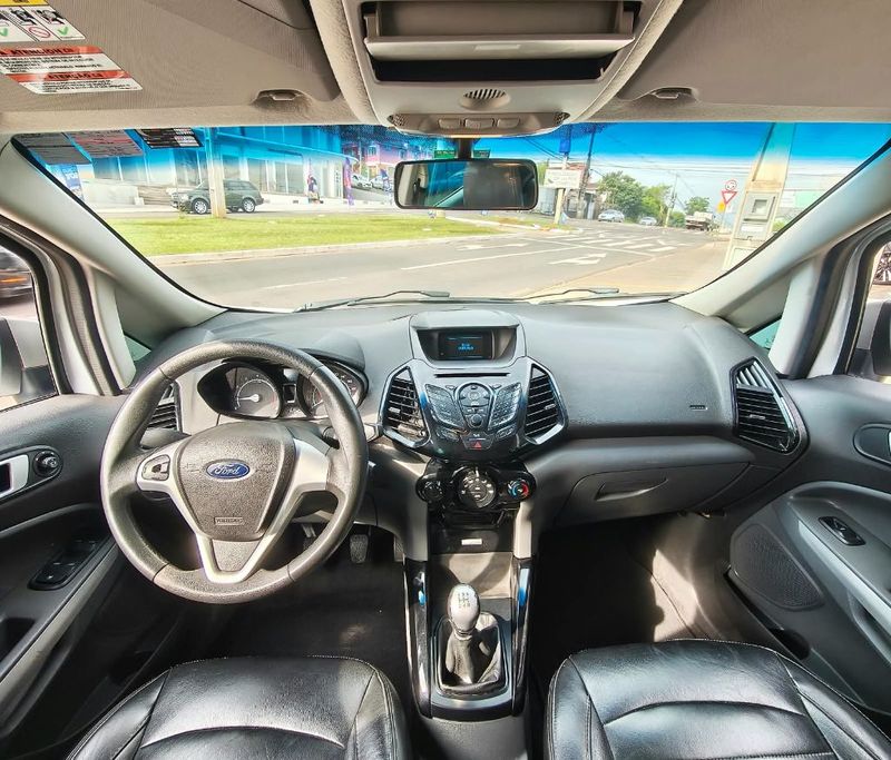 Ford EcoSport FREESTYLE 1.6 16V 2013/2014 RENNER AUTOMÓVEIS LAJEADO / Carros no Vale