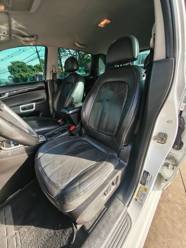 CHEVROLET CAPTIVA SPORT FWD 2.4 16V 171/185cv 2013/2014 RENNER AUTOMÓVEIS LAJEADO / Carros no Vale CHEVROLET CAPTIVA SPORT FWD 2.4 16V 171/185cv 2013/2014 RENNER AUTOMÓVEIS LAJEADO / Carros no Vale