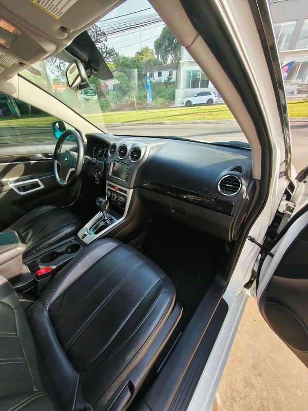 CHEVROLET CAPTIVA SPORT FWD 2.4 16V 171/185cv 2013/2014 RENNER AUTOMÓVEIS LAJEADO / Carros no Vale CHEVROLET CAPTIVA SPORT FWD 2.4 16V 171/185cv 2013/2014 RENNER AUTOMÓVEIS LAJEADO / Carros no Vale