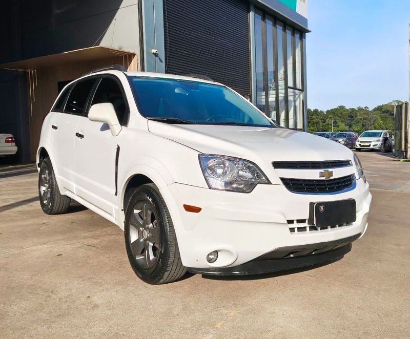 CHEVROLET CAPTIVA SPORT FWD 2.4 16V 171/185cv 2013/2014 RENNER AUTOMÓVEIS LAJEADO / Carros no Vale CHEVROLET CAPTIVA SPORT FWD 2.4 16V 171/185cv 2013/2014 RENNER AUTOMÓVEIS LAJEADO / Carros no Vale