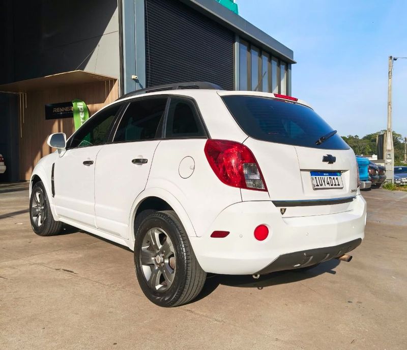 CHEVROLET CAPTIVA SPORT FWD 2.4 16V 171/185cv 2013/2014 RENNER AUTOMÓVEIS LAJEADO / Carros no Vale CHEVROLET CAPTIVA SPORT FWD 2.4 16V 171/185cv 2013/2014 RENNER AUTOMÓVEIS LAJEADO / Carros no Vale