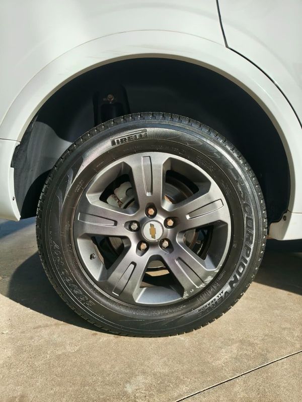 CHEVROLET CAPTIVA SPORT FWD 2.4 16V 171/185cv 2013/2014 RENNER AUTOMÓVEIS LAJEADO / Carros no Vale CHEVROLET CAPTIVA SPORT FWD 2.4 16V 171/185cv 2013/2014 RENNER AUTOMÓVEIS LAJEADO / Carros no Vale