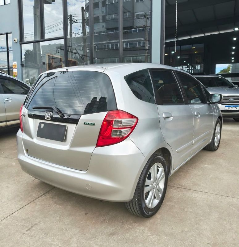 Honda Fit EXL 1.5 /one 16V 2009/2009 RENNER AUTOMÓVEIS LAJEADO / Carros no Vale