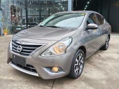Nissan VERSA SL 1.6 16V FlexStart 2016/2017 RENNER AUTOMÓVEIS LAJEADO / Carros no Vale