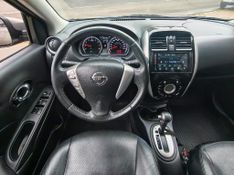 Nissan VERSA SL 1.6 16V FlexStart 2016/2017 RENNER AUTOMÓVEIS LAJEADO / Carros no Vale
