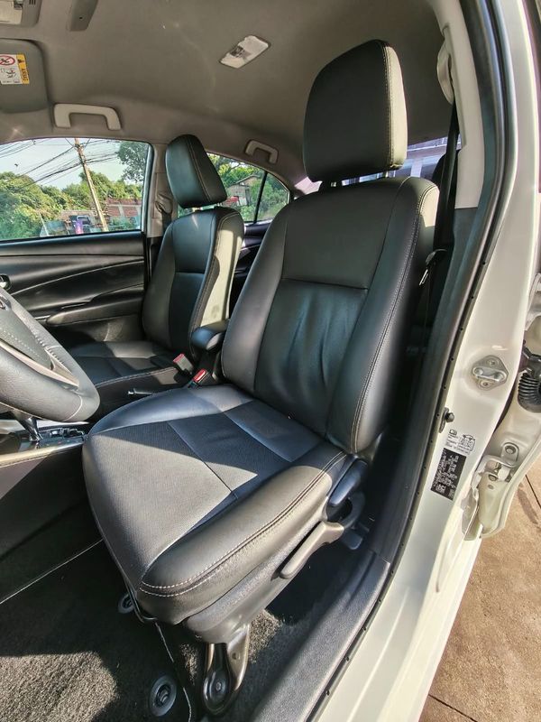 Toyota YARIS XS Connect Sedan 1.5 16V 2020/2021 RENNER AUTOMÓVEIS LAJEADO / Carros no Vale Toyota YARIS XS Connect Sedan 1.5 16V 2020/2021 RENNER AUTOMÓVEIS LAJEADO / Carros no Vale