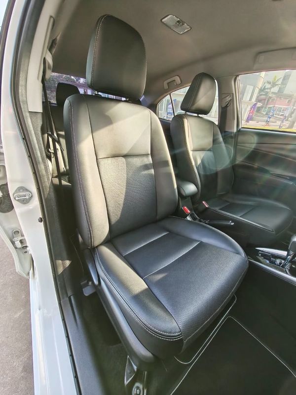 Toyota YARIS XS Connect Sedan 1.5 16V 2020/2021 RENNER AUTOMÓVEIS LAJEADO / Carros no Vale Toyota YARIS XS Connect Sedan 1.5 16V 2020/2021 RENNER AUTOMÓVEIS LAJEADO / Carros no Vale