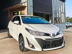 Toyota YARIS XS Connect Sedan 1.5 16V 2020/2021 RENNER AUTOMÓVEIS LAJEADO / Carros no Vale