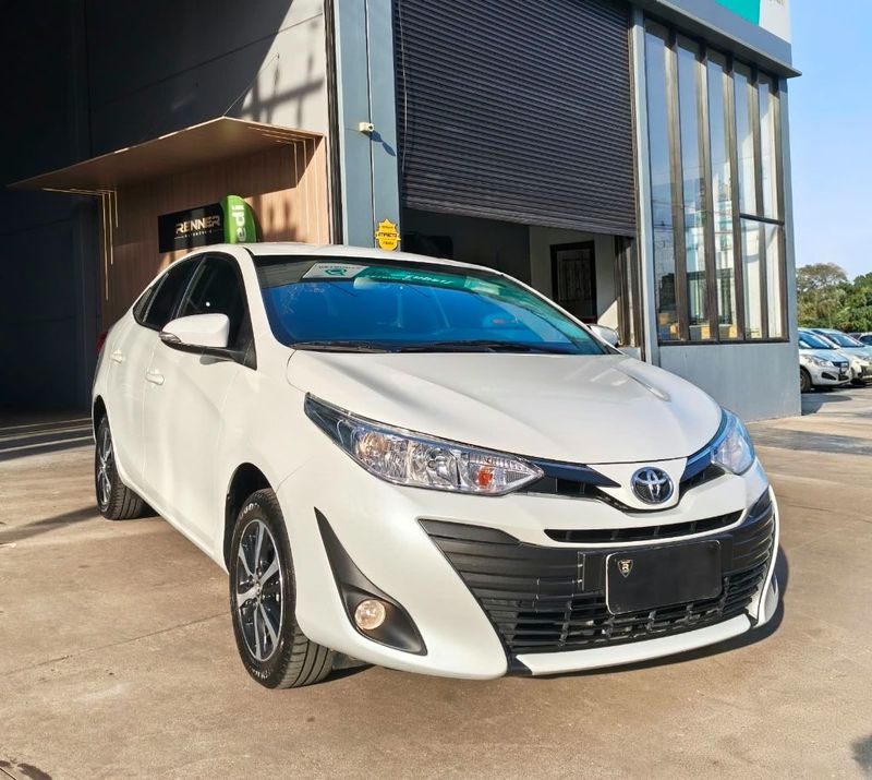 Toyota YARIS XS Connect Sedan 1.5 16V 2020/2021 RENNER AUTOMÓVEIS LAJEADO / Carros no Vale Toyota YARIS XS Connect Sedan 1.5 16V 2020/2021 RENNER AUTOMÓVEIS LAJEADO / Carros no Vale