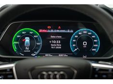 AUDI Q8 E-TRON 55 ELÉTRICO SPORTBACK PERFORMANCE BLACK QUATTRO 2023/2024 PASTORE CAR COLLECTION BENTO GONÇALVES / Carros no Vale