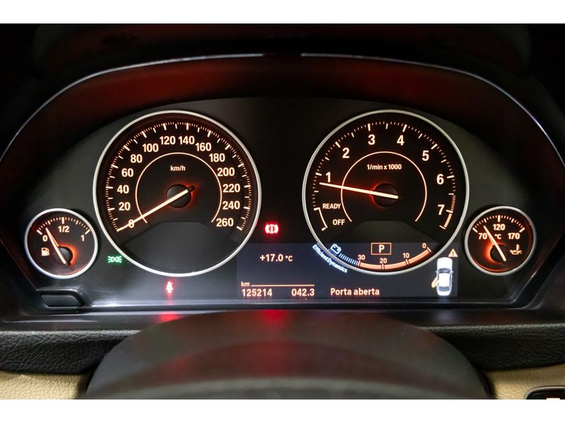 BMW 320i 2.0 SPORT 16V TURBO ACTIVE 2017/2017 PASTORE CAR COLLECTION BENTO GONÇALVES / Carros no Vale BMW 320i 2.0 SPORT 16V TURBO ACTIVE 2017/2017 PASTORE CAR COLLECTION BENTO GONÇALVES / Carros no Vale