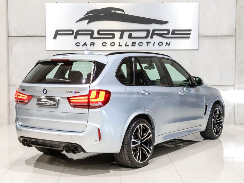 BMW X5 4.4 V8 TURBO M 2017/2018 PASTORE CAR COLLECTION BENTO GONÇALVES / Carros no Vale