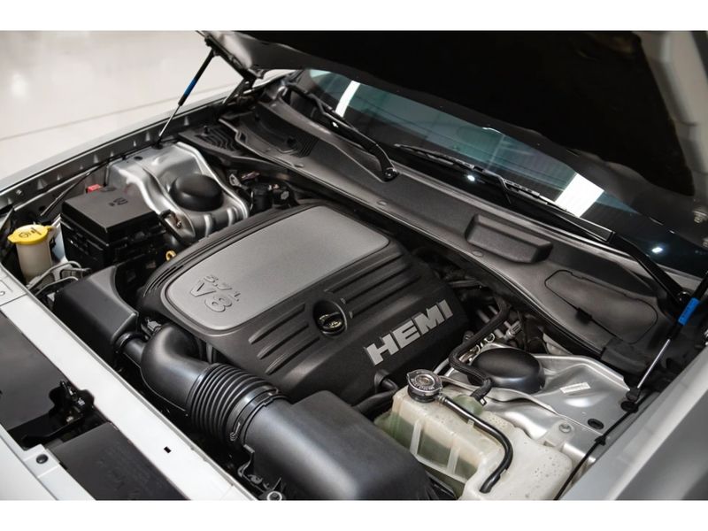 CHRYSLER 300 C 5.7 HEMI SEDAN V8 16V 2008/2009 PASTORE CAR COLLECTION BENTO GONÇALVES / Carros no Vale