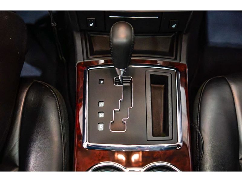 CHRYSLER 300 C 5.7 HEMI SEDAN V8 16V 2008/2009 PASTORE CAR COLLECTION BENTO GONÇALVES / Carros no Vale