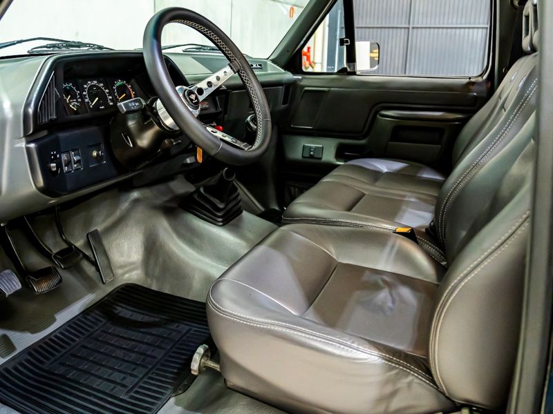 FORD F-1000 4.3 XL 4X2 CS TURBO 1997/1998 PASTORE CAR COLLECTION BENTO GONÇALVES / Carros no Vale FORD F-1000 4.3 XL 4X2 CS TURBO 1997/1998 PASTORE CAR COLLECTION BENTO GONÇALVES / Carros no Vale