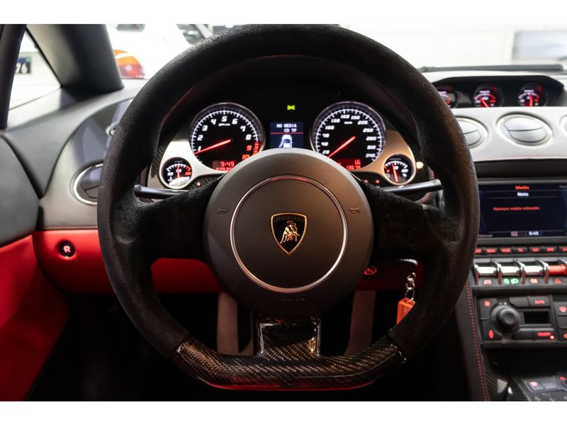 LAMBORGHINI GALLARDO 5.2 LP560-4 COUPÉ V10 40V 2010/2010 PASTORE CAR COLLECTION BENTO GONÇALVES / Carros no Vale
