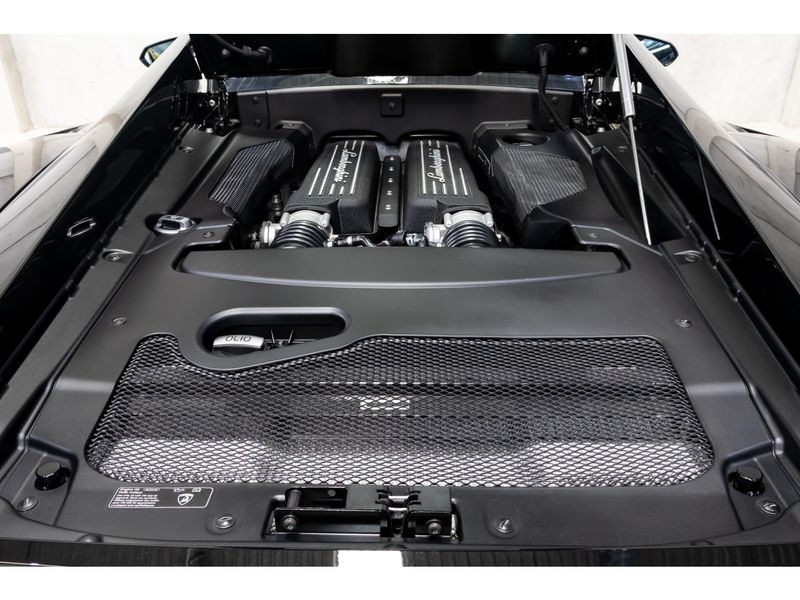 LAMBORGHINI GALLARDO 5.2 LP560-4 COUPÉ V10 40V 2010/2010 PASTORE CAR COLLECTION BENTO GONÇALVES / Carros no Vale