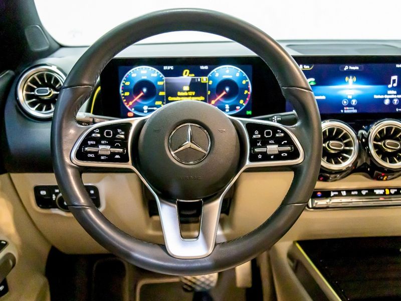 MERCEDES-BENZ GLB 200 1.3 CGI PROGRESSIVE 7G-DCT 2022/2023 PASTORE CAR COLLECTION BENTO GONÇALVES / Carros no Vale MERCEDES-BENZ GLB 200 1.3 CGI PROGRESSIVE 7G-DCT 2022/2023 PASTORE CAR COLLECTION BENTO GONÇALVES / Carros no Vale