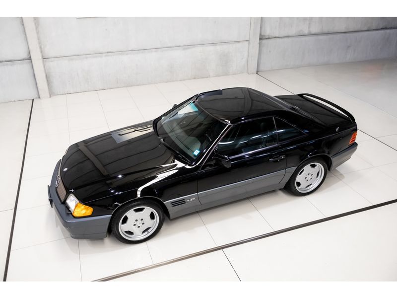 MERCEDES-BENZ SL 600 6.0 CLASSIC 1994/1994 PASTORE CAR COLLECTION BENTO GONÇALVES / Carros no Vale MERCEDES-BENZ SL 600 6.0 CLASSIC 1994/1994 PASTORE CAR COLLECTION BENTO GONÇALVES / Carros no Vale